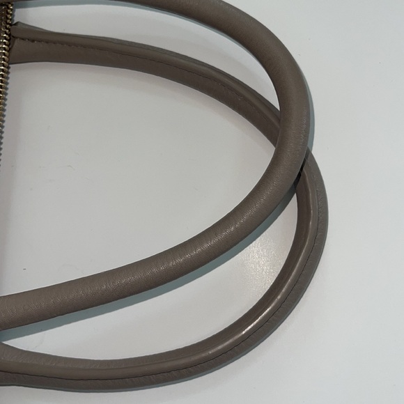 Tory Burch Pebbled leather Marion triple zipper top handle bag. - Picture 12 of 12